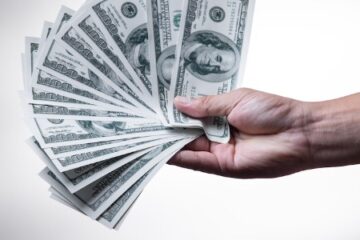 How-to-Make-$500-a-Week-With-Uber-Eats?
